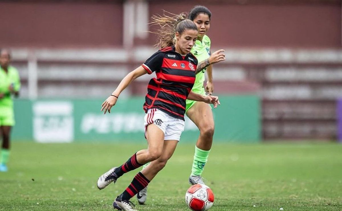 Flamengo arrasa na estreia da Copinha Feminina com goleada de 4 a 0 sobre o Minas Brasília