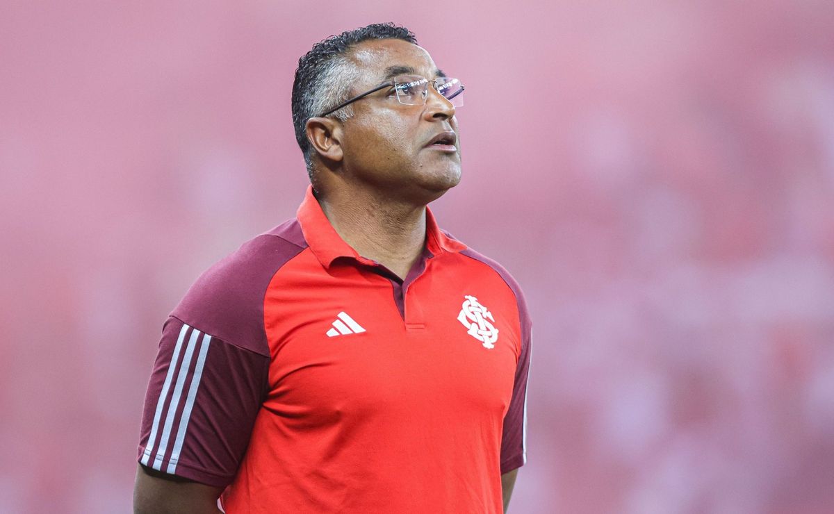 Internacional perde para Flamengo, mas torcida aprova postura ofensiva de Roger Machado
