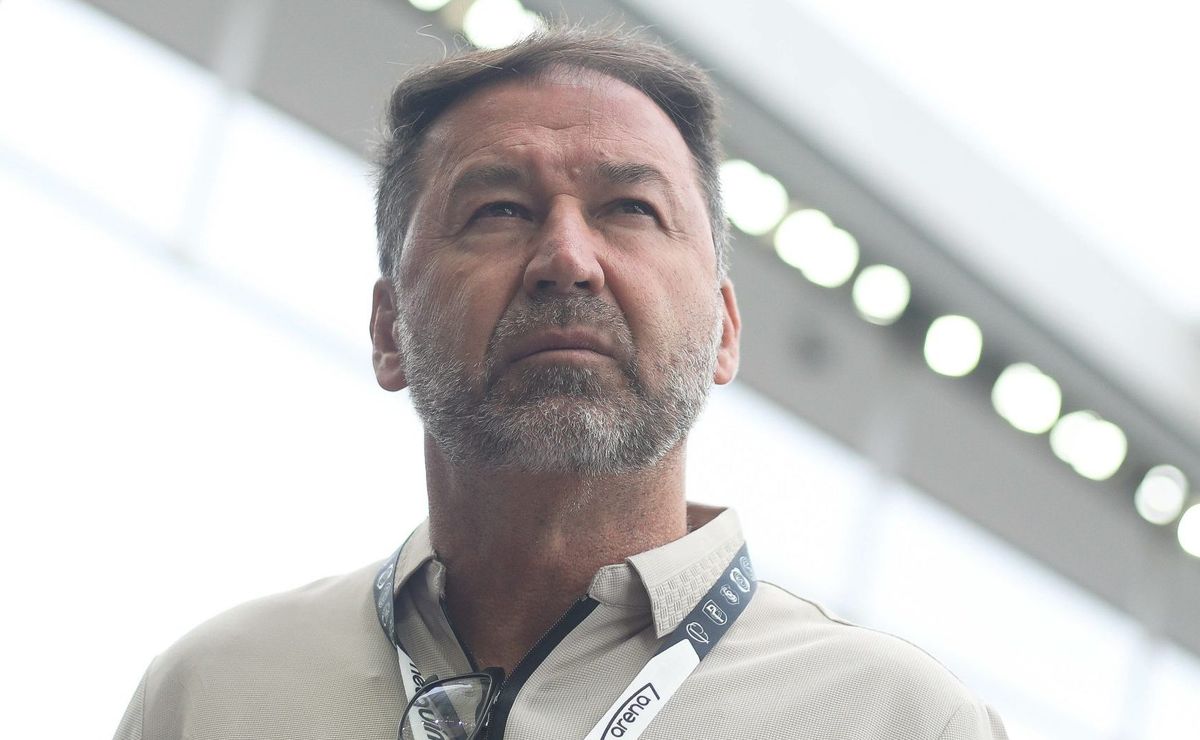 Votação de impeachment de Augusto Melo acontece nesta segunda no Corinthians; Entenda os próximos passos