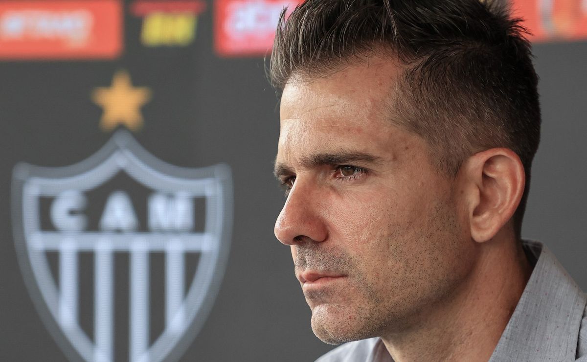 Victor Bagy acusa arbitragem de prejudicar Atlético-MG na Libertadores e cobra Conmebol