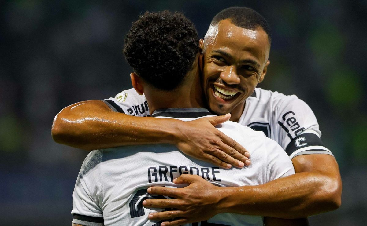 Botafogo pode ser campeão do Brasileirão contra o Internacional em três cenários; Veja