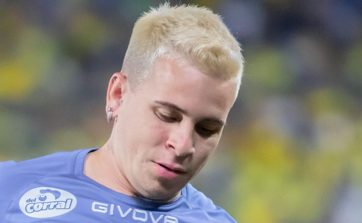 Augusto Melo recebe resposta do Santos e Soteldo não será reforço do Corinthians em 2025