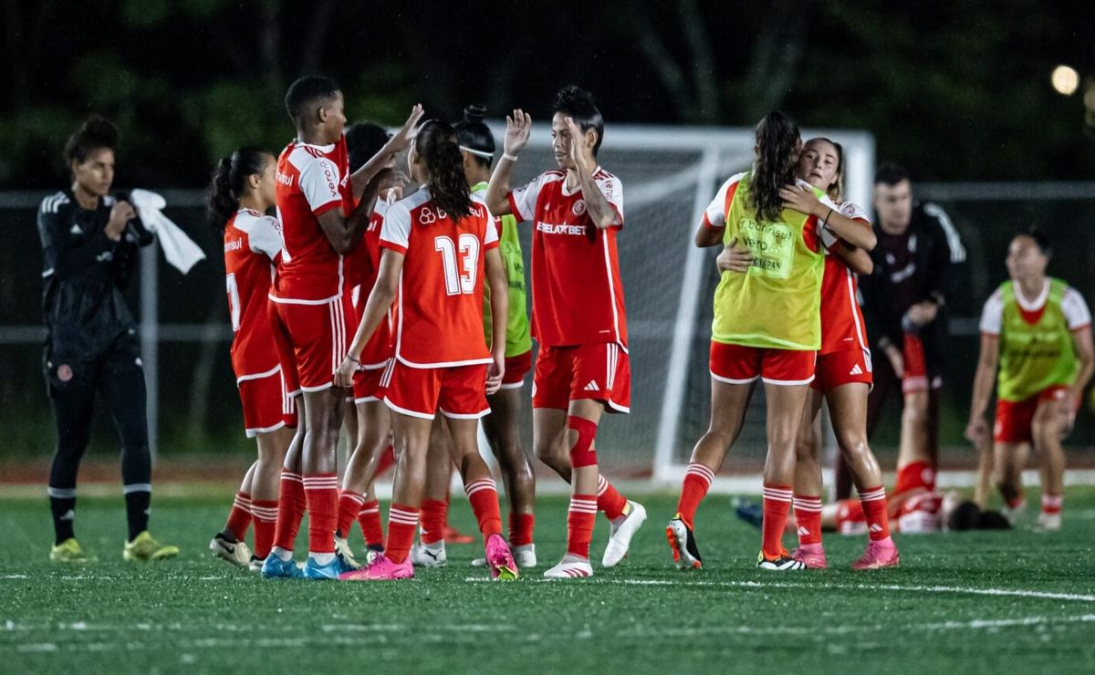 Internacionalsupera o São Paulo na Copinha Feminina com gol de virada de Analuyza