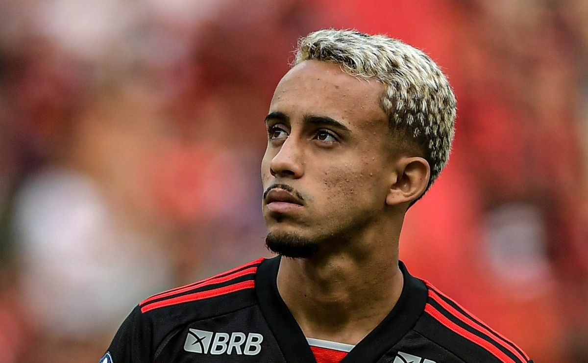 Matheus Gonçalves pode deixar Flamengo rumo a Premier League e Brighton surge como destino