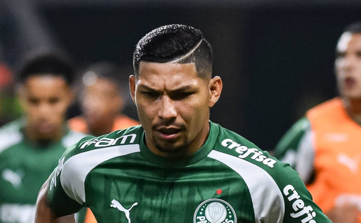 Rony não desce para vestiário do Palmeiras no Mineirão e elenco se incomoda com situação nos bastidores