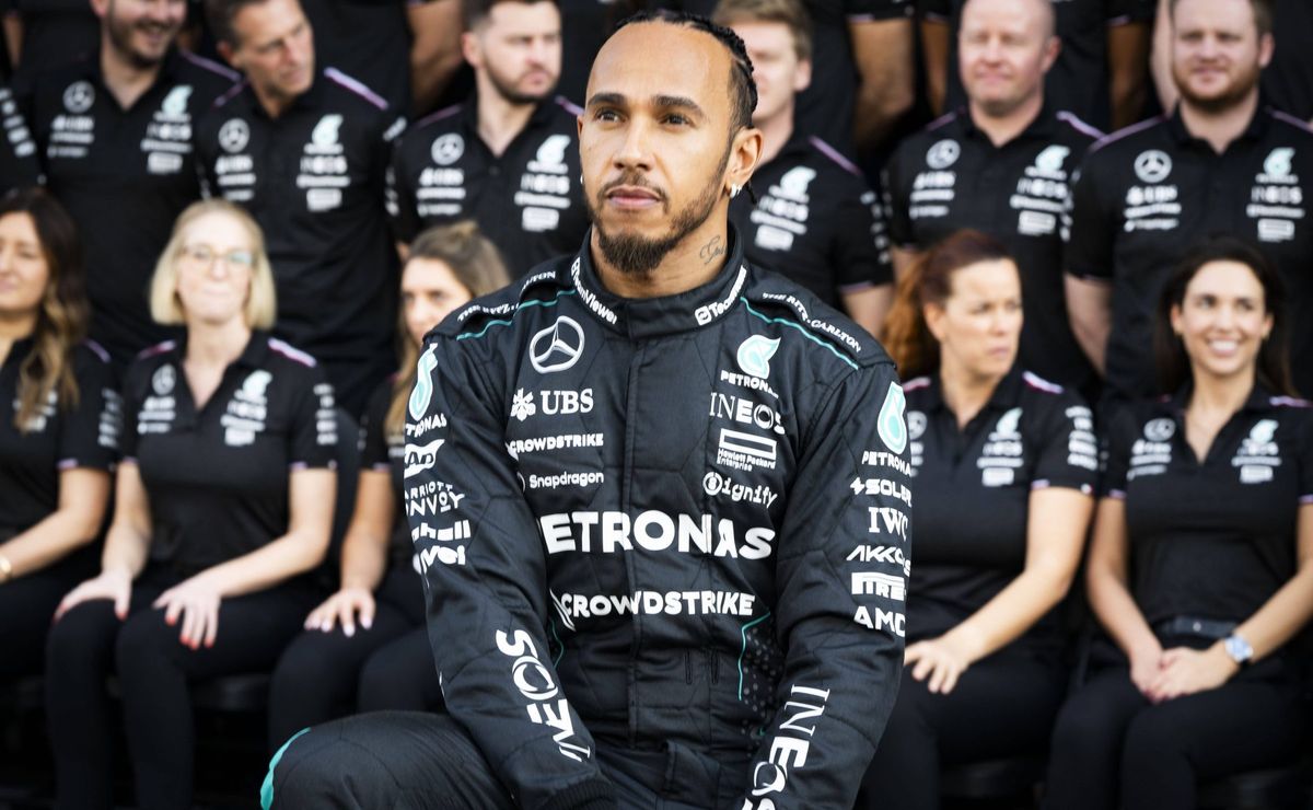 Lewis Hamilton se despede da Mercedes após uma histórica jornada na F1