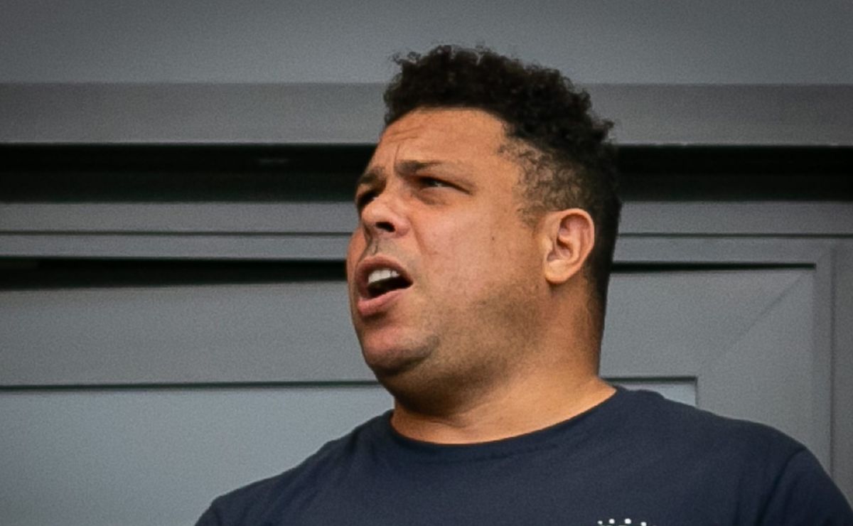 Neto rebate Ronaldo Fenômeno e Andrés Sanchez sobre vaquinha do estádio do Corinthians: “Você deveria ter...”