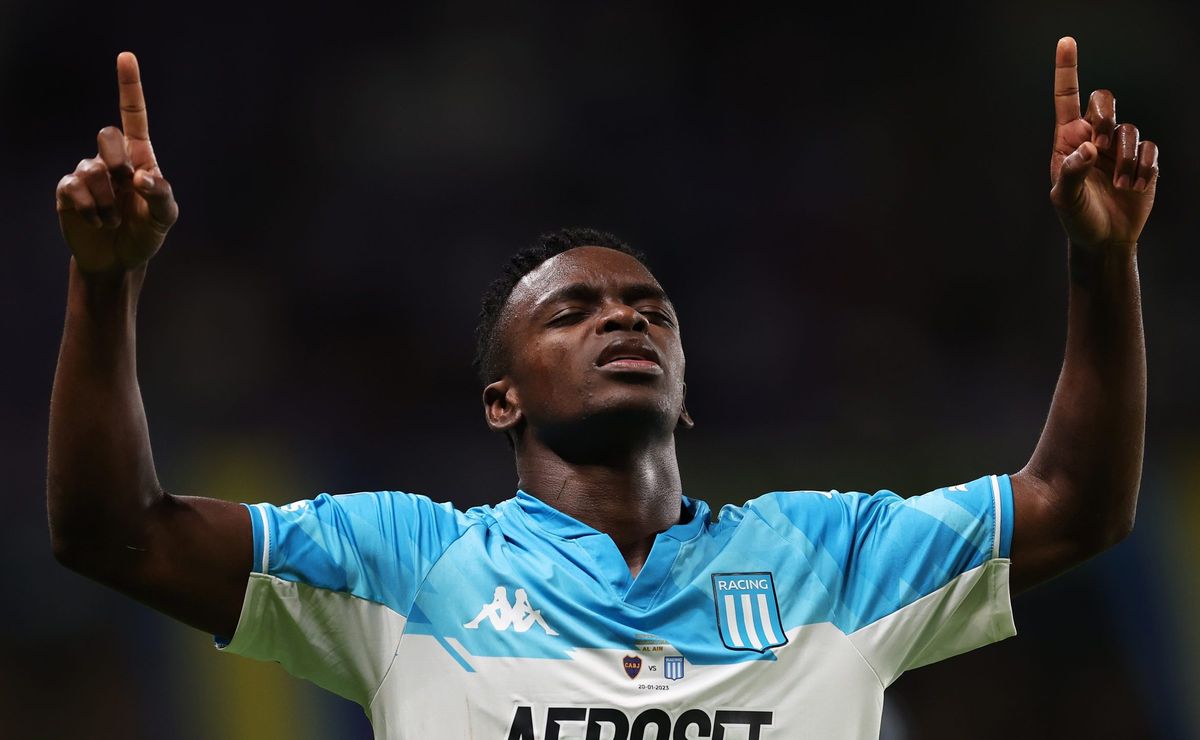 Internacional faz sondagem por Johan Carbonero, do Racing-ARG