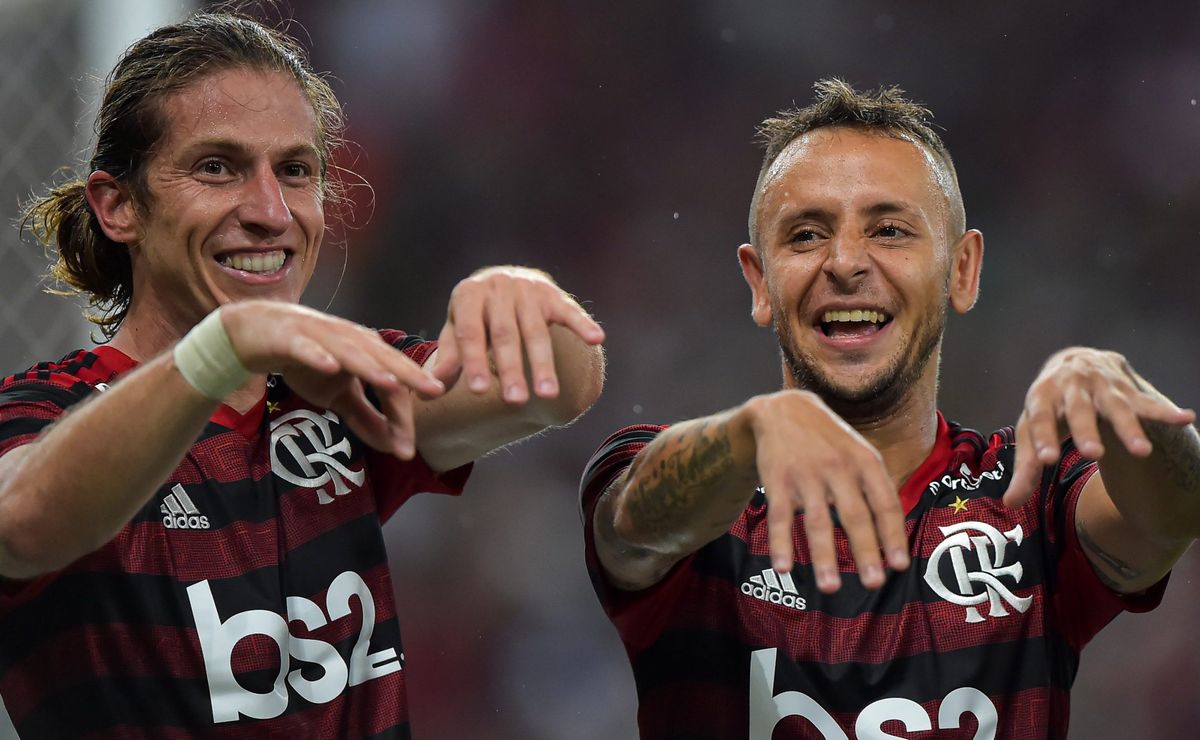 Rafinha abre o jogo e revela condição para voltar ao Flamengo para atuar ao lado de Filipe Luís
