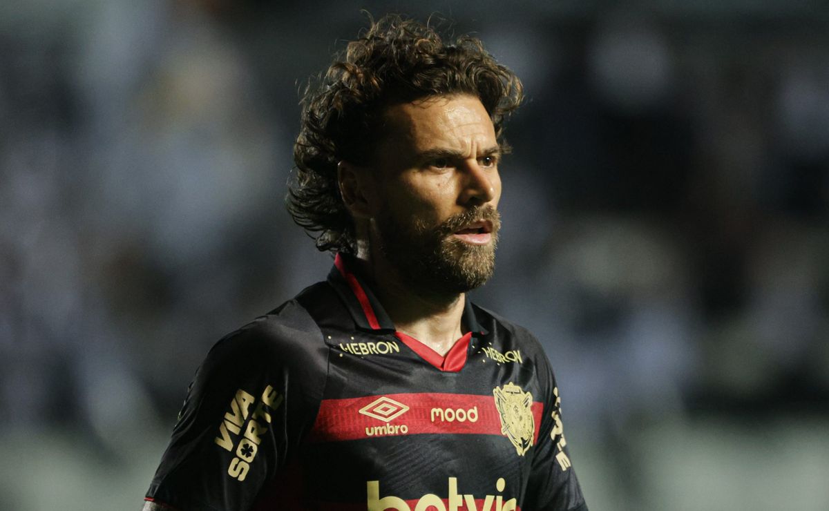 Santos recebe pagamento por escalação de Lucas Lima e Marcelo Teixeira planeja negociação