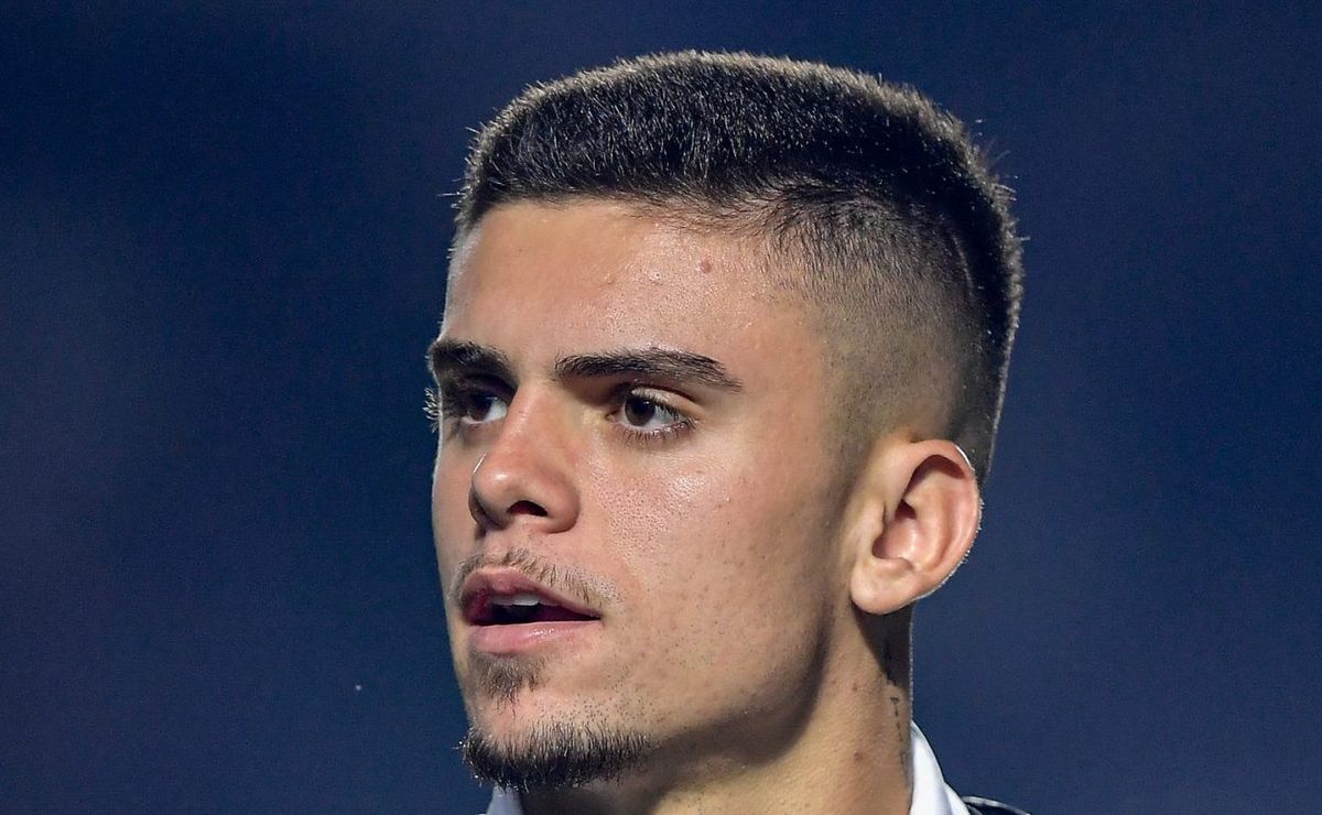 Galaxy pede mais de R$ 600 milhões em Gabriel Pec e Vasco pode receber 'bolada'