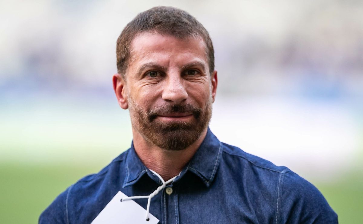 Vasco negocia e encaminha a contratação de seu primeiro reforço para a temporada 2025