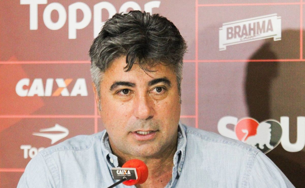 Meio-campista não convenceu nos treinos e Santos de Alexandre Gallo negocia rescisão de contrato