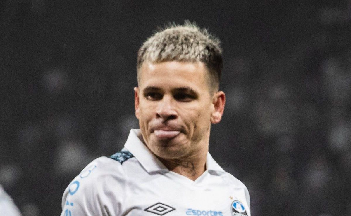 Grêmio aceita pagar R$ 12 milhões para comprar Soteldo e vai oferecer jogadores ao Santos
