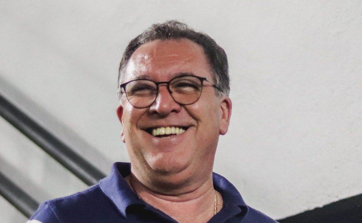 Santos de Marcelo Teixeira faz contato com Renato Ibarra, do del Valle, e salário empolga