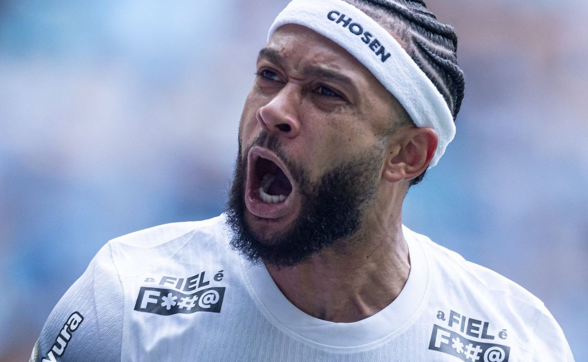 Memphis Depay provoca titular do Grêmio após a vitória do Corinthians no Brasileirão: “Não deveria”