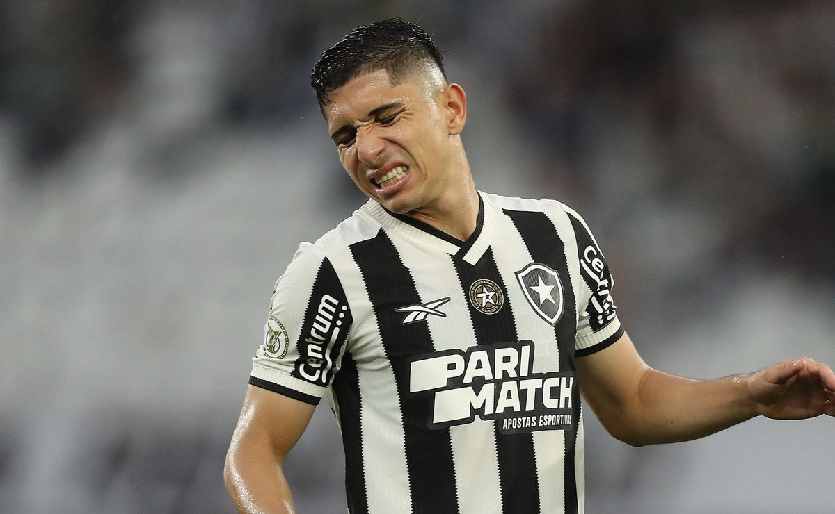Vidente se antecipa e crava o classificado para Botafogo de Savarino x Pachuca: “Eu vejo”