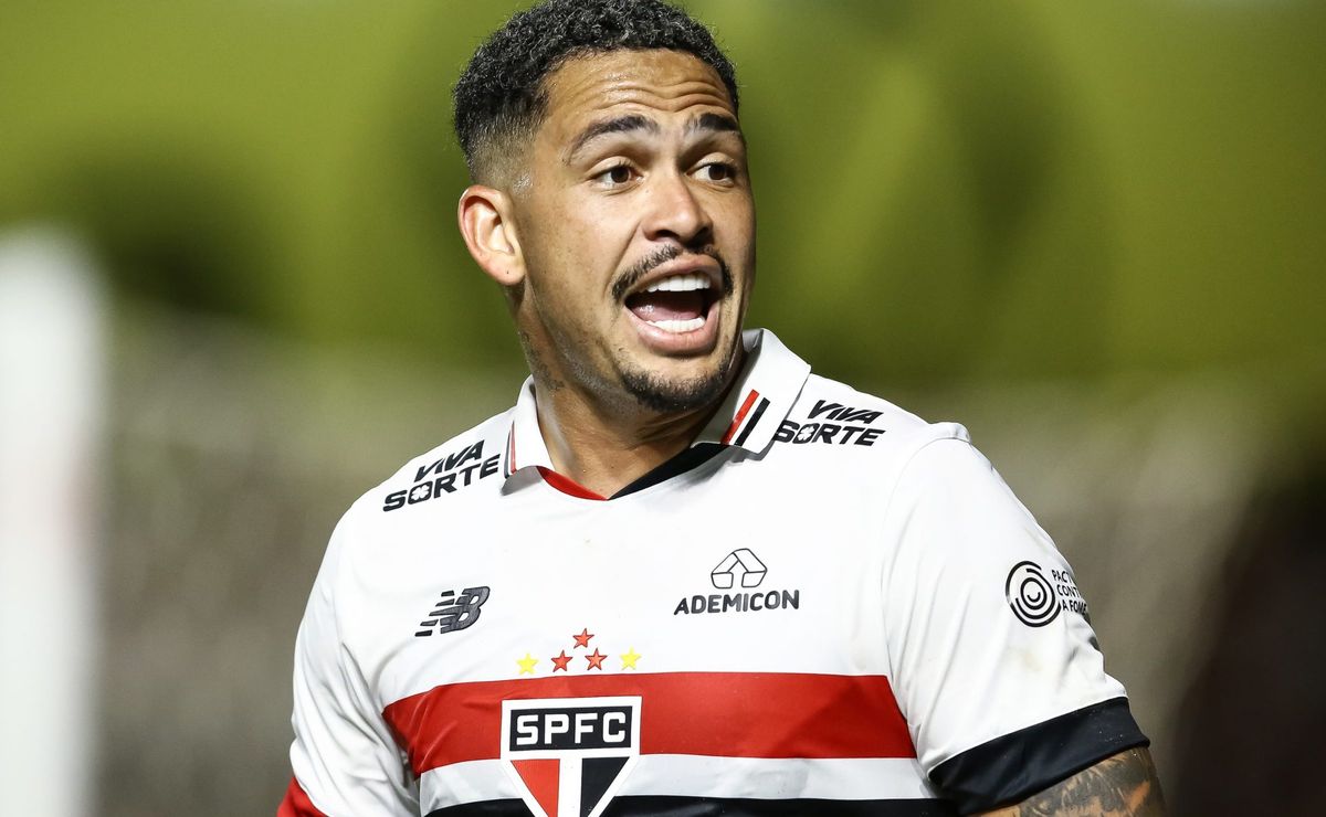 Luciano, do São Paulo, toma decisão e não deve assinar com o Santos em 2025
