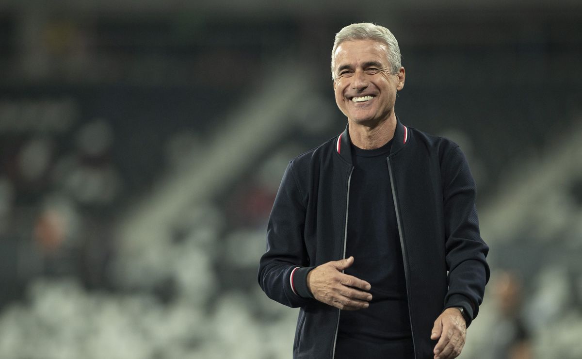 Luís Castro aceita participar de reunião com Atlético-MG e negociação pode avançar no Galo