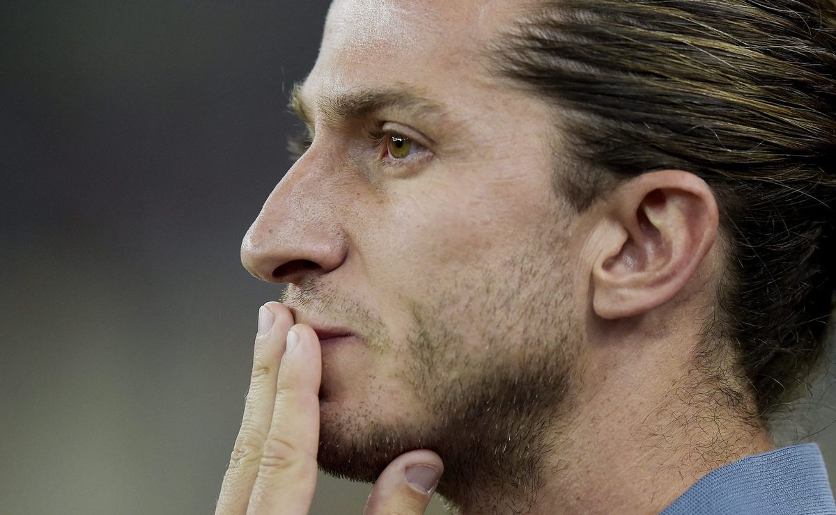 Flamengo decide novo presidente: Permanência de Filipe Luís está em jogo