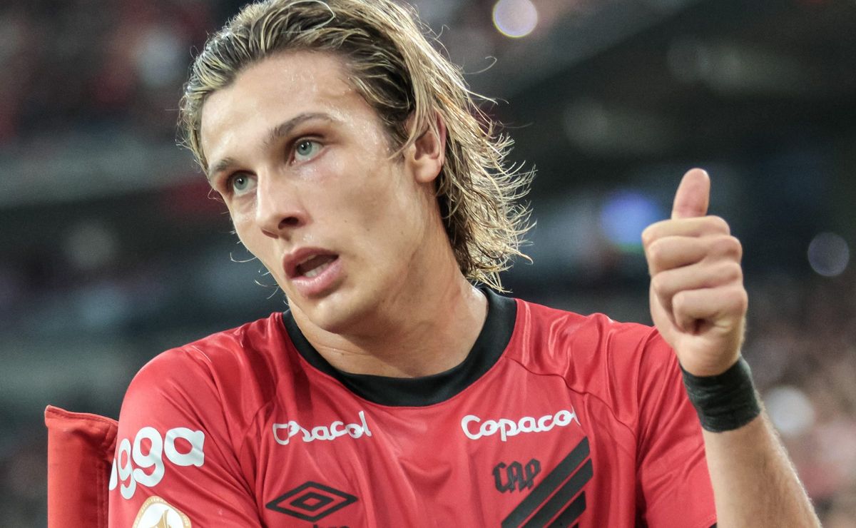 Canobbio, alvo do Santos, não deve permanecer no Athletico-PR para disputar a Série B