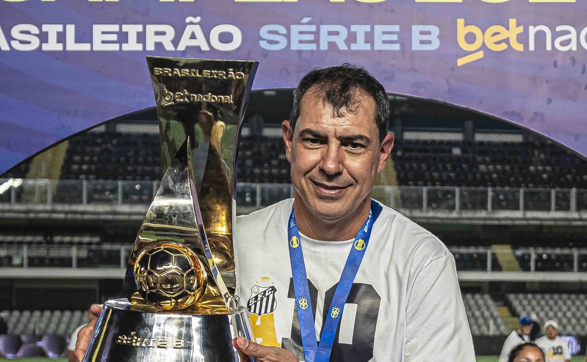 Fábio Carille é alvo do Mirassol após 22 dias da saída do Santos