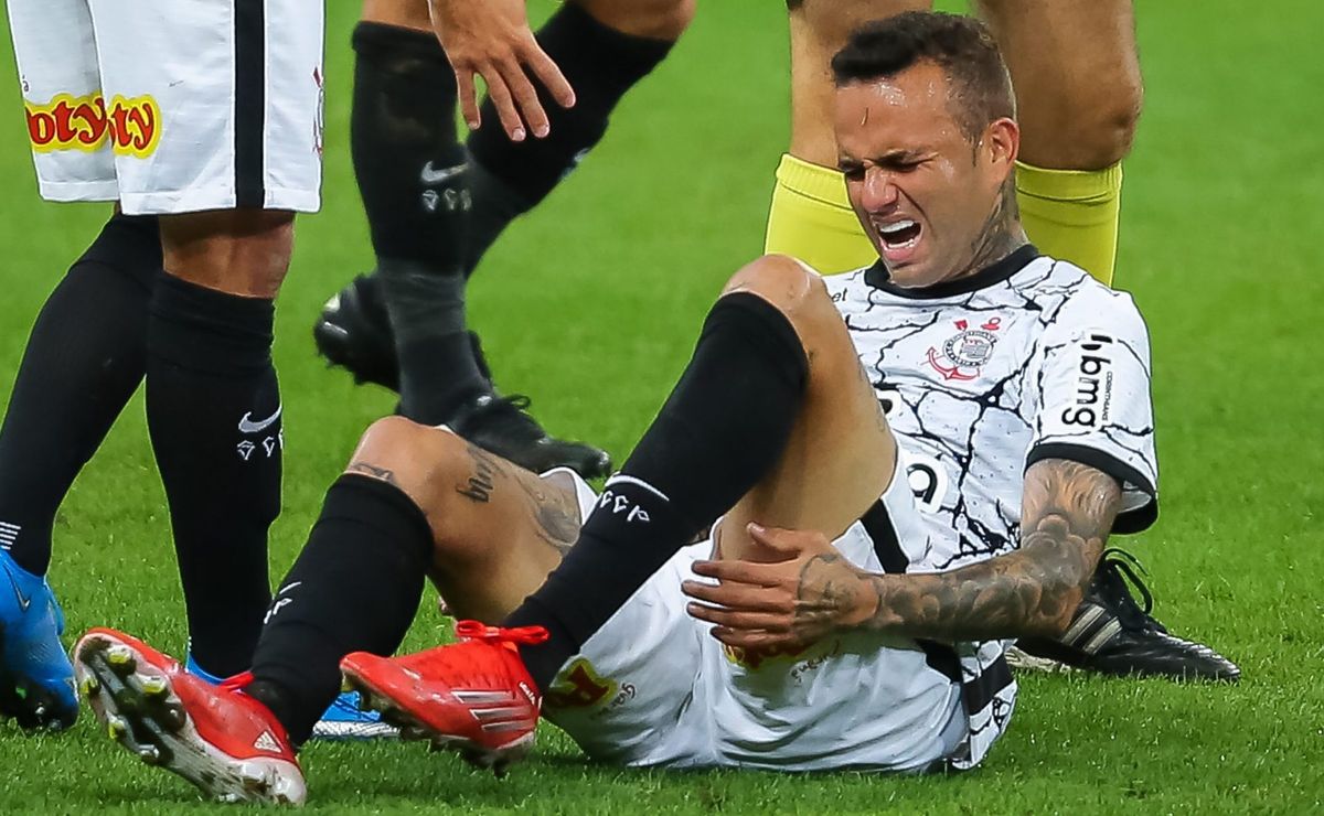 Luan, ex-Corinthians, está desempregado e pode encerrar a carreira aos 31 anos
