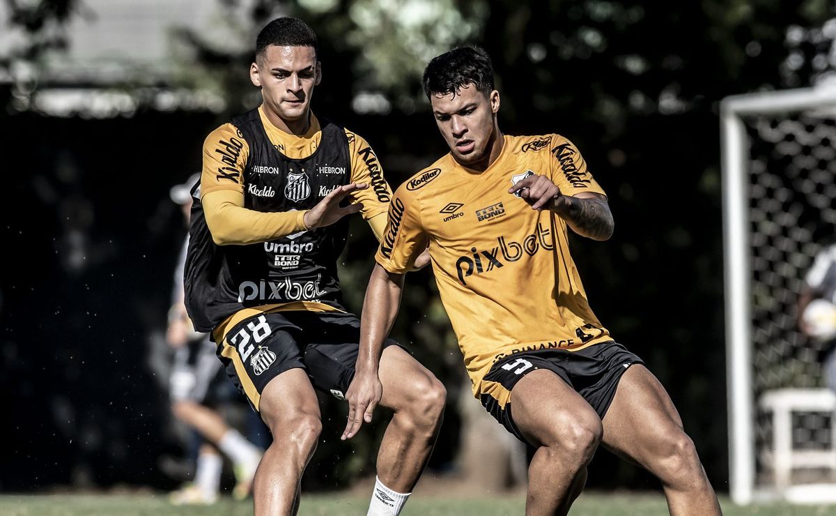 Lucas Pedrosa confirma e Vasco negocia empréstimo do zagueiro Kaiky, ex-Santos e hoje no Almería-ESP