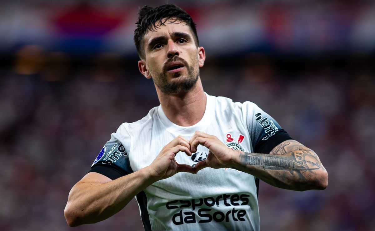 Igor Coronado revela onde vai jogar em 2025 após especulações e escolhe ficar no Corinthians