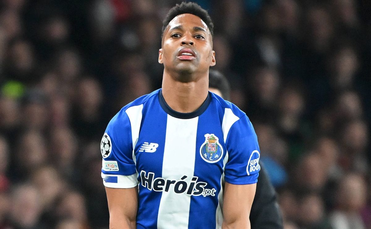 São Paulo pode envolver jogador em troca de contratação de Wendell