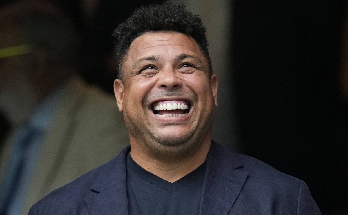 Savarino e +2 do Botafogo são elogiados por Ronaldo Fenômeno: “Já tinha falado antes”