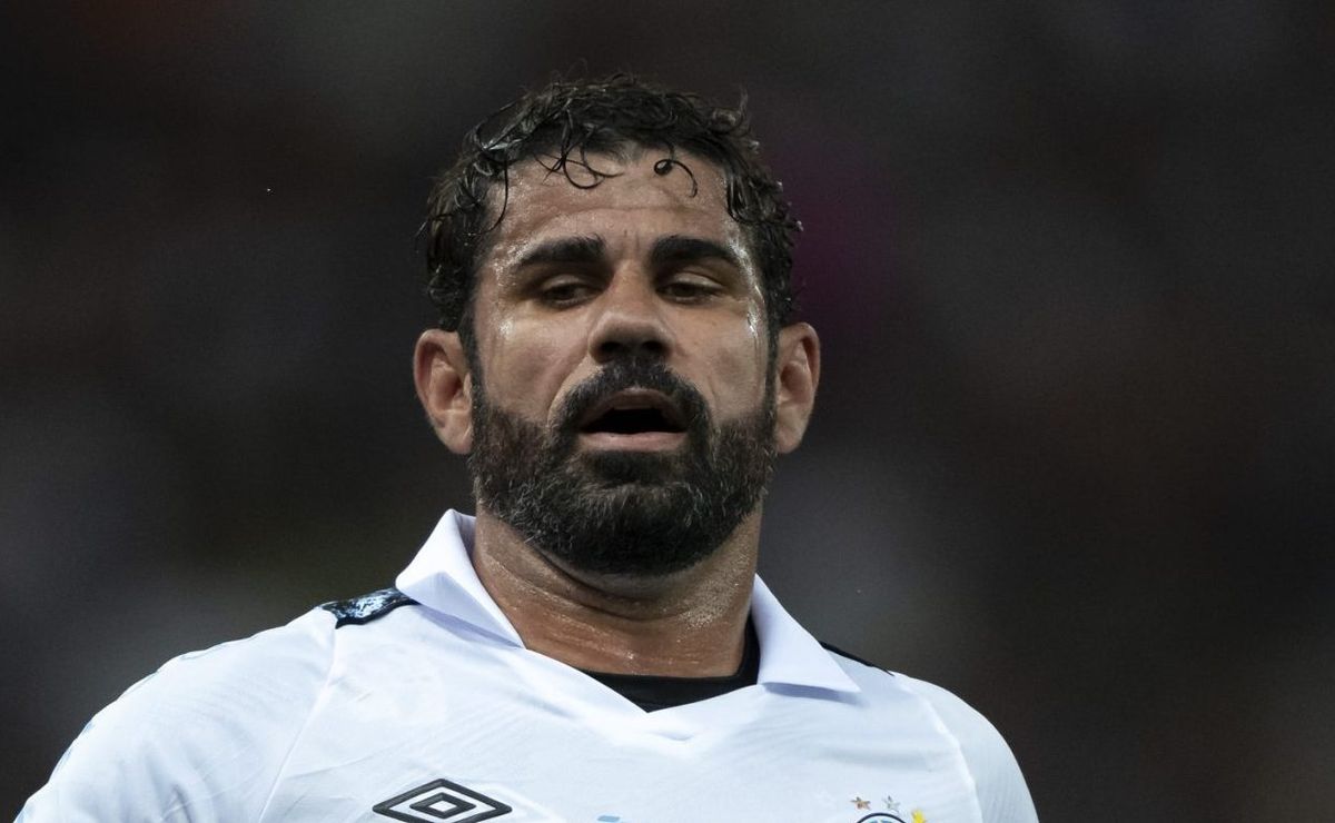 Diego Costa toma decisão após viajar para a Espanha e quer seguir no Grêmio em 2025