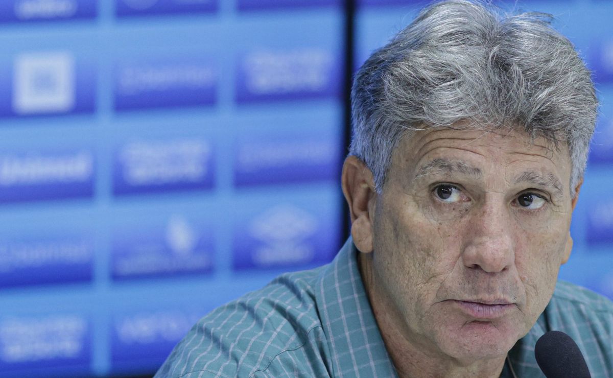 Renato Gaúcho avança em negociações com o Vasco e pode assumir para a próxima temporada