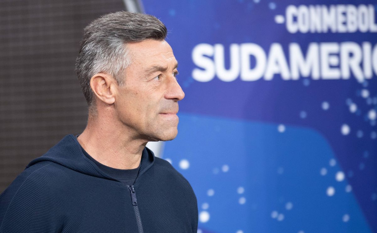 Após tentar Crespo, Carille e Vítor Pereira, Grêmio tem Pedro Caixinha como plano B para novo técnico