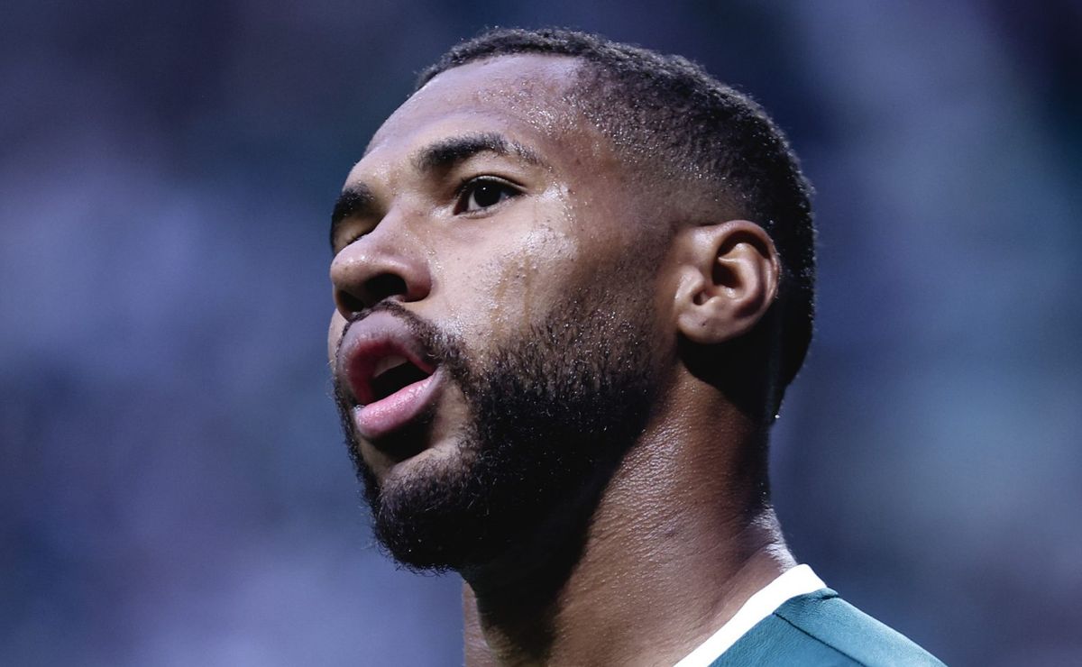 Russos aumentam proposta e venda de Wesley deve render bolada ao Palmeiras