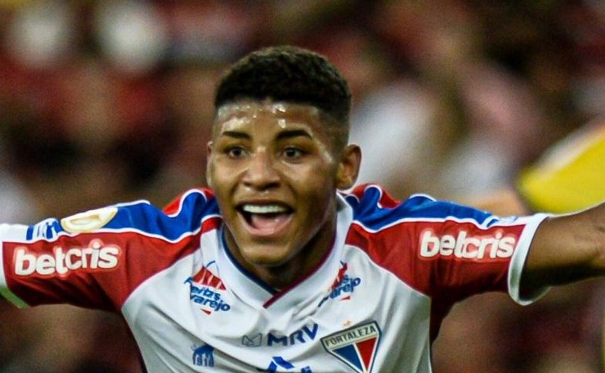 Hércules interessa ao Flamengo e Fortaleza pede 10 milhões de euros, revela Jorge Nicola