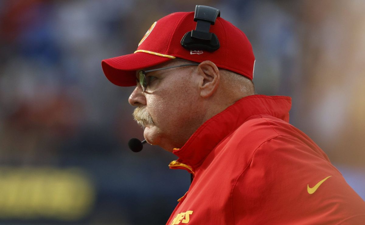 NFL multa mais dois jogadores dos Chiefs de Patrick Mahomes e Andy Reid além de Isiah Pacheco