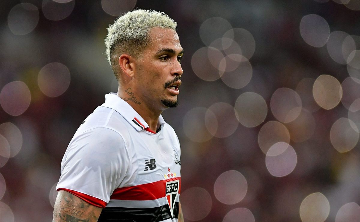 Santos não descarta reforços de rivais e aposta em troca; Luciano, Rony e Zé Rafael são alvos