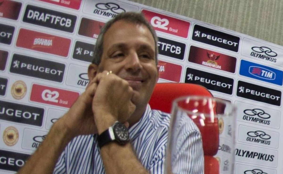 Bap contrata nome de peso da Seleção Brasileira e Flamengo 'fecha' o departamento de futebol