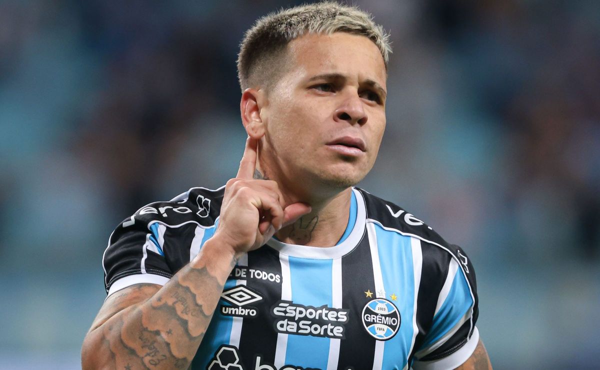 Soteldo está com um pé no Cruzeiro e contratação depende apenas de postura do Grêmio