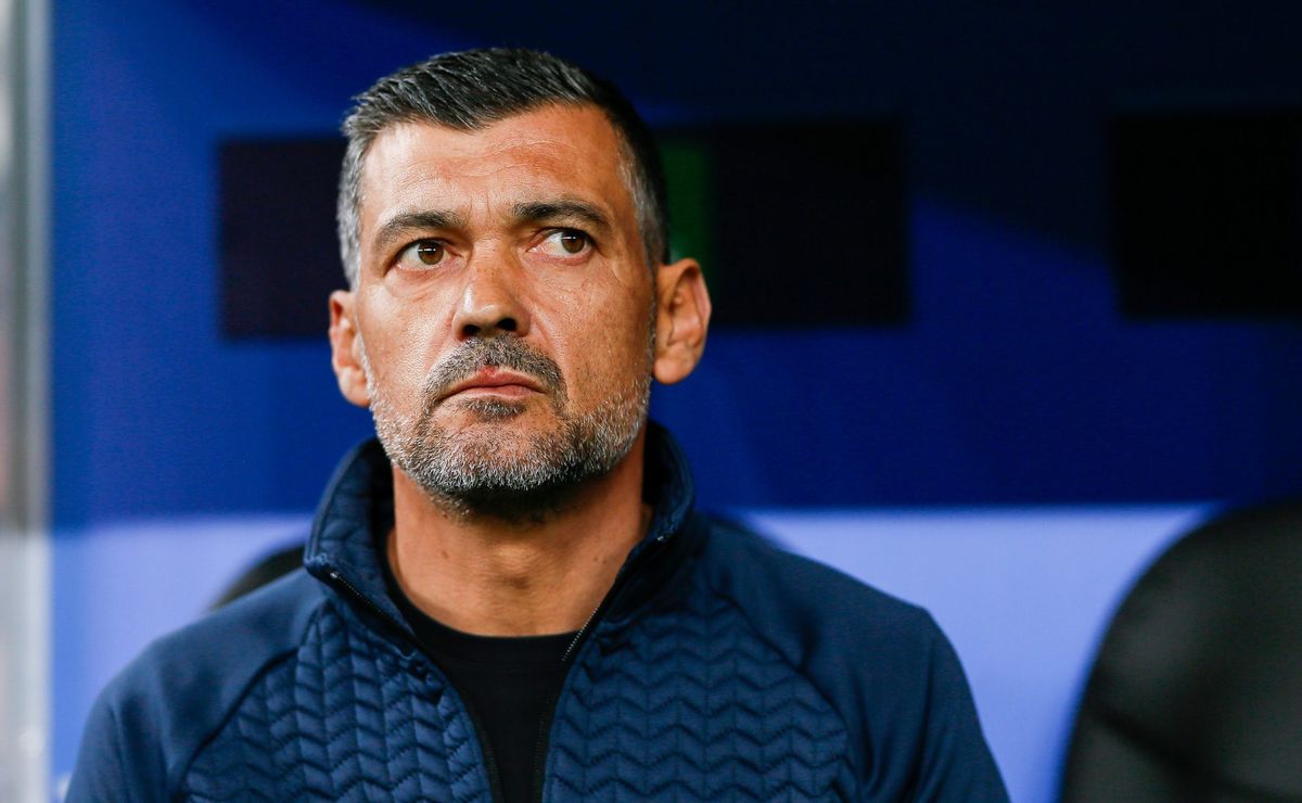 Sem Artur Jorge, Textor terá que superar R$ 2 milhões no Botafogo para contratar Sérgio Conceição