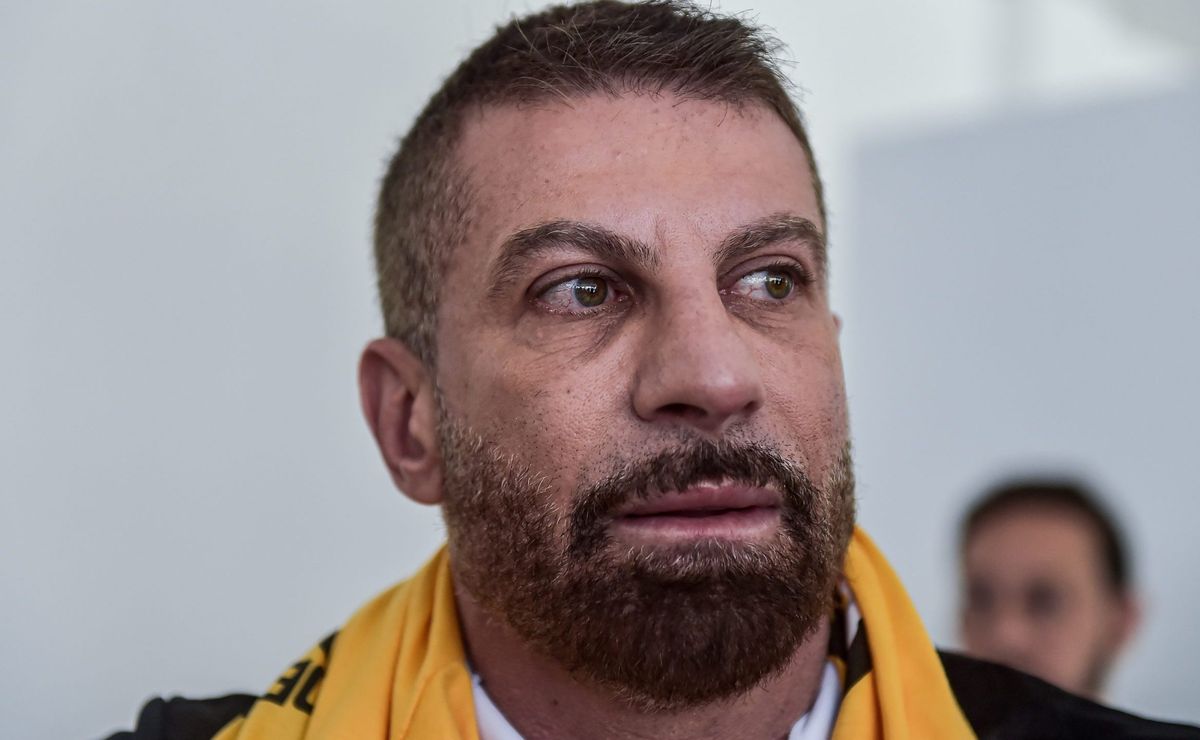 Pedrinho autoriza e venda de Rayan será concretizada no Vasco por R$ 90 milhões