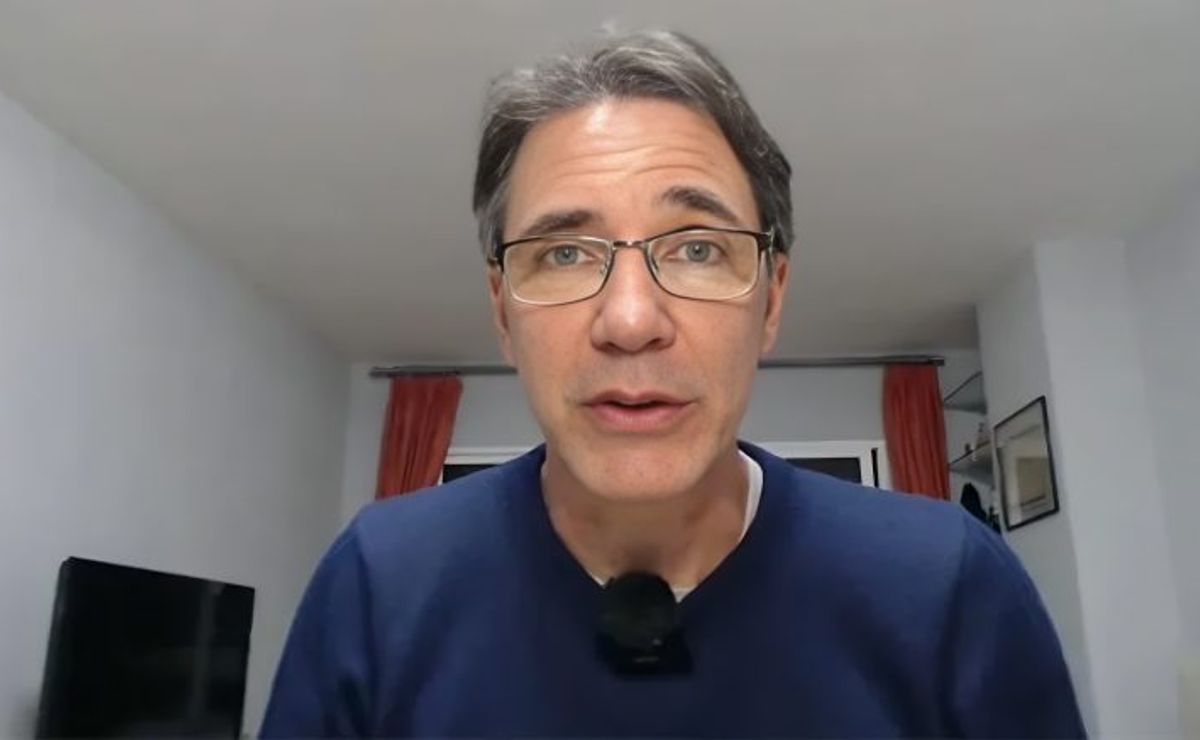 Vagner Frederico informa que o Santos decidiu assinar com Eduardo Vargas e negociação esquenta