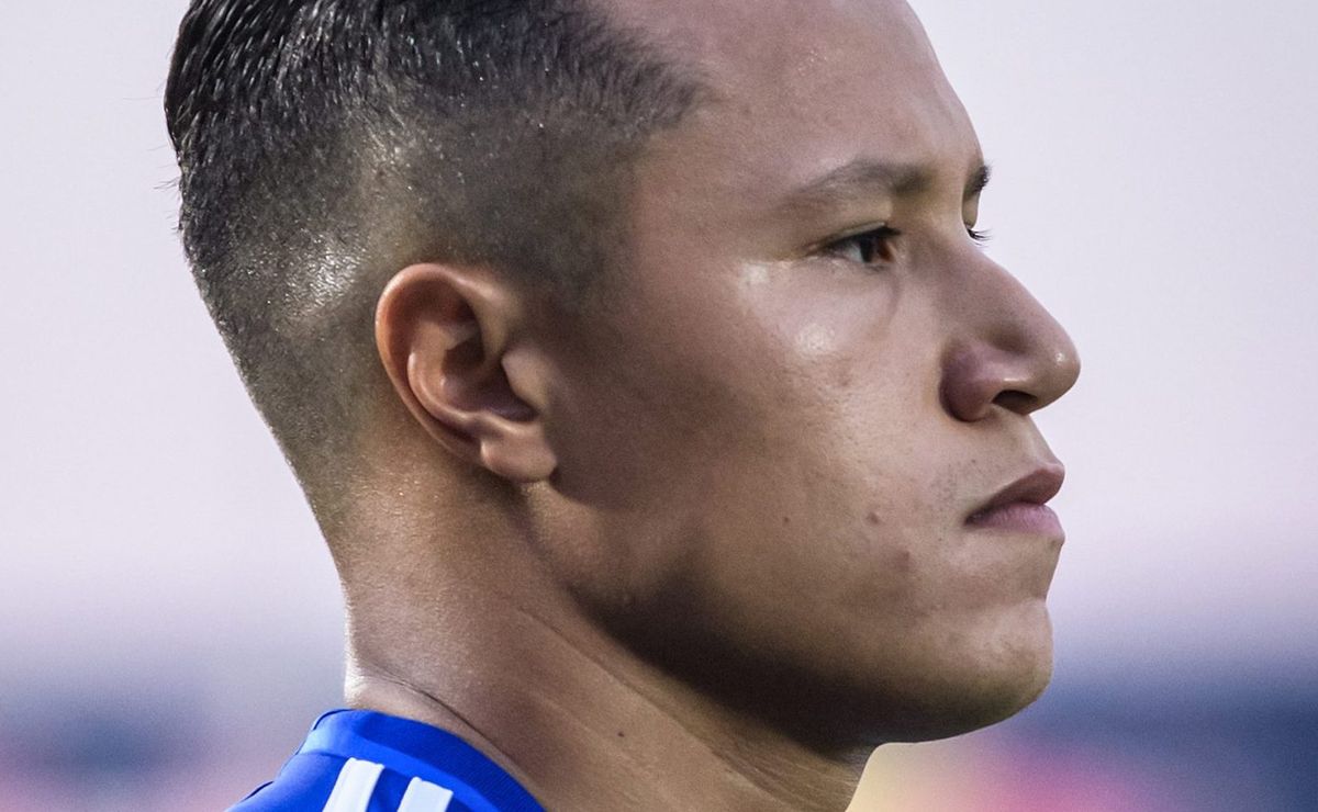 Cruzeiro toma decisão final sobre venda de Marlon ao Grêmio e contrato vem à tona