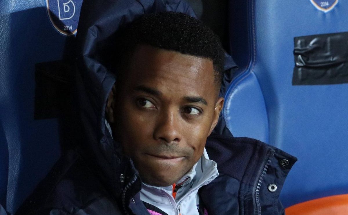 Robinho ex-Santos não terá 'saidinha' de Natal e permanece na prisão desde março