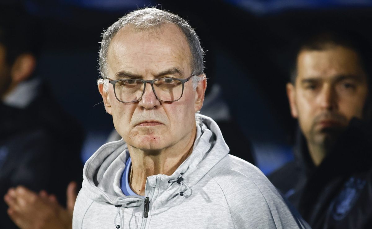 Ex-auxiliar de Bielsa, Julio Vaccari é oferecido e pode sair do Independiente para treinar o Santos