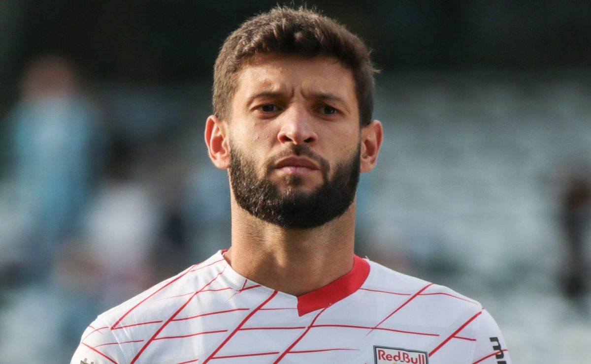 Grêmio trava negociação em valorização de Juninho Capixaba, destaque do Bragantino