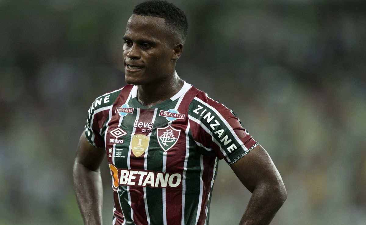 Destino de Jhon Arias do Fluminense pode ser tricampeão da Libertadores que prepara oferta milionária