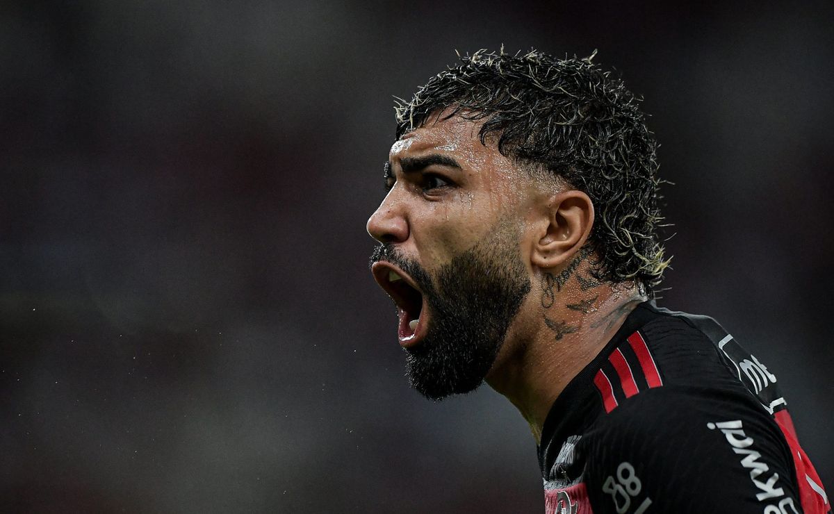 De saída do Flamengo, Gabigol decide iniciar contagem regressiva e atacante chama atenção da torcida
