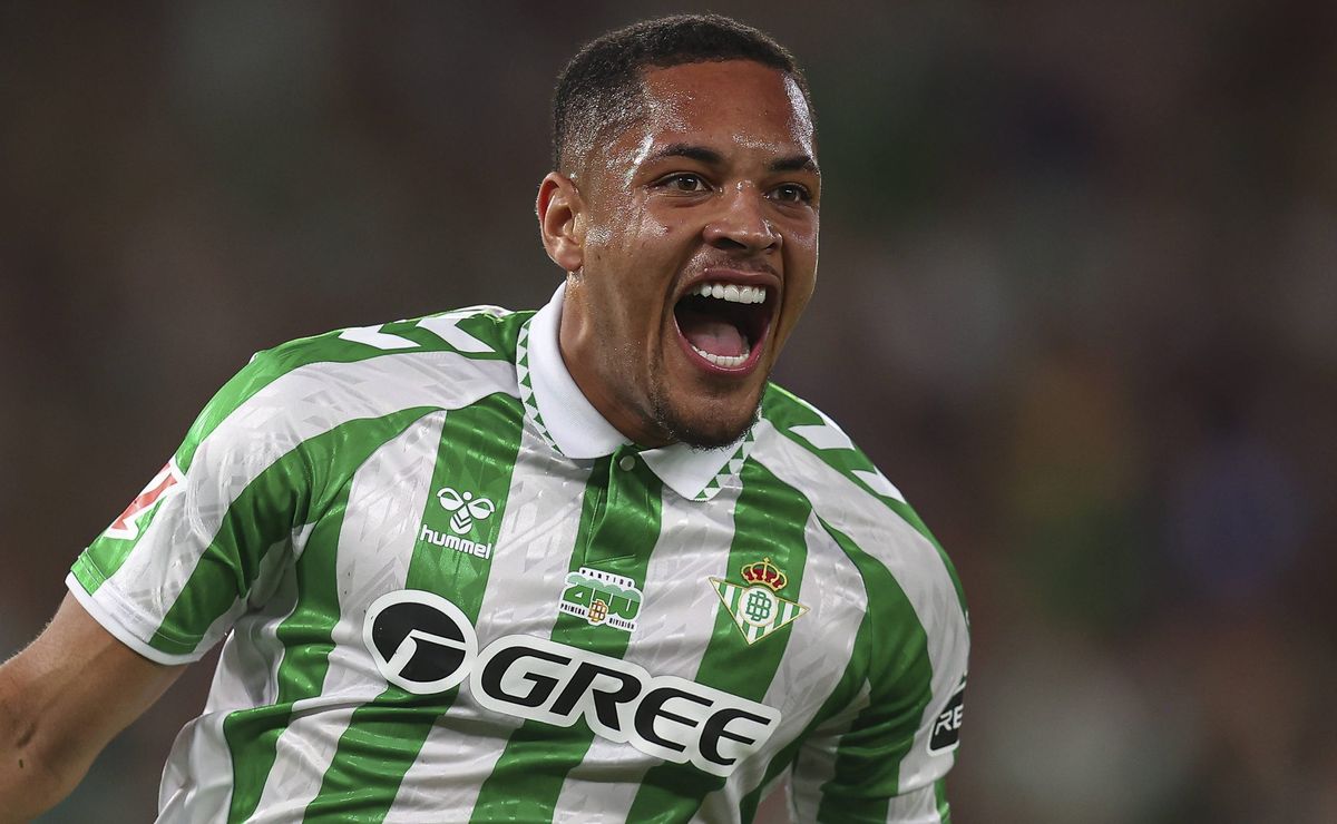 Palmeiras de Leila esbanja dinheiro e contata Vitor Roque do Barcelona por valor extravagante